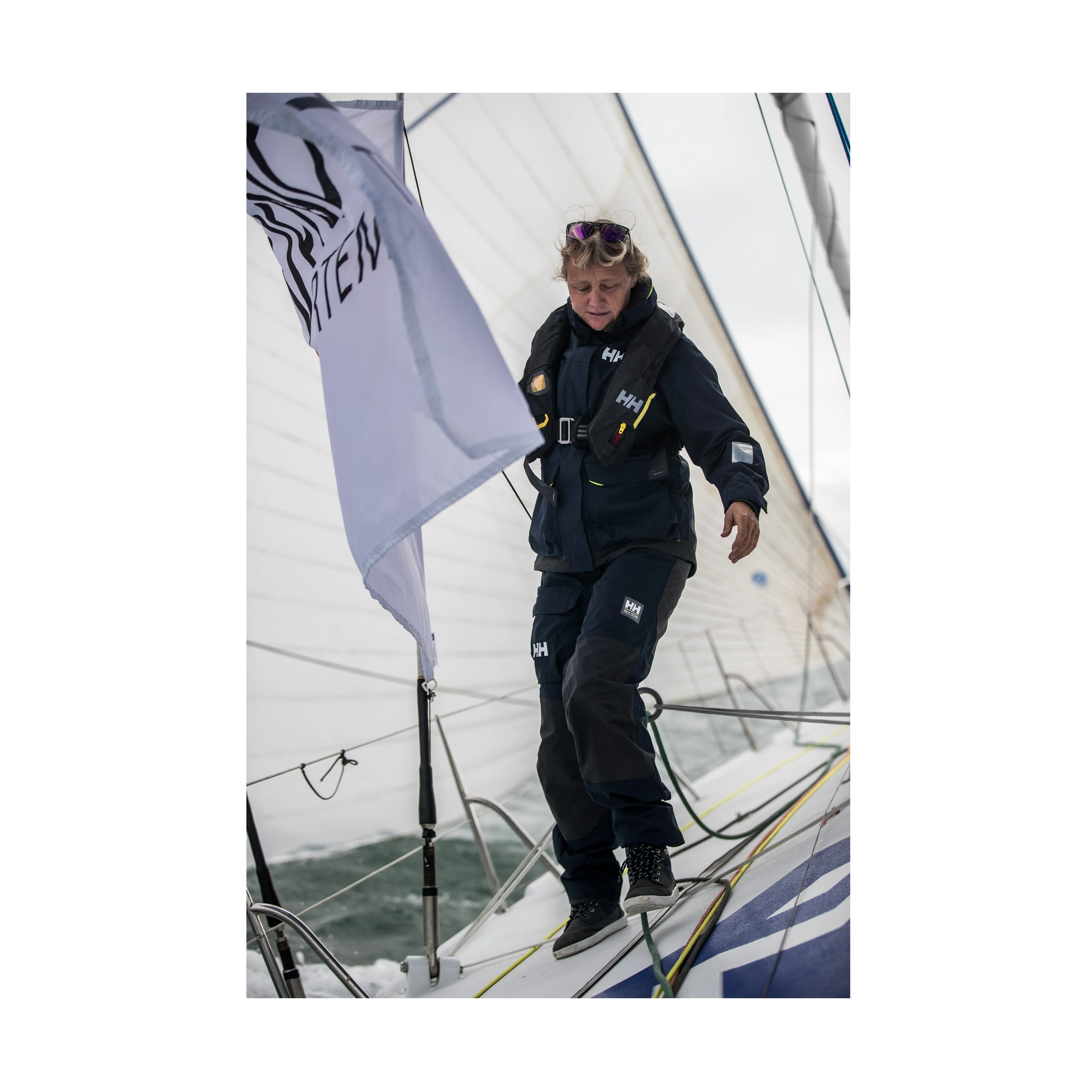 Helly Hansen Women's Pier Sailing Bib Trousers, Navy - Image 6