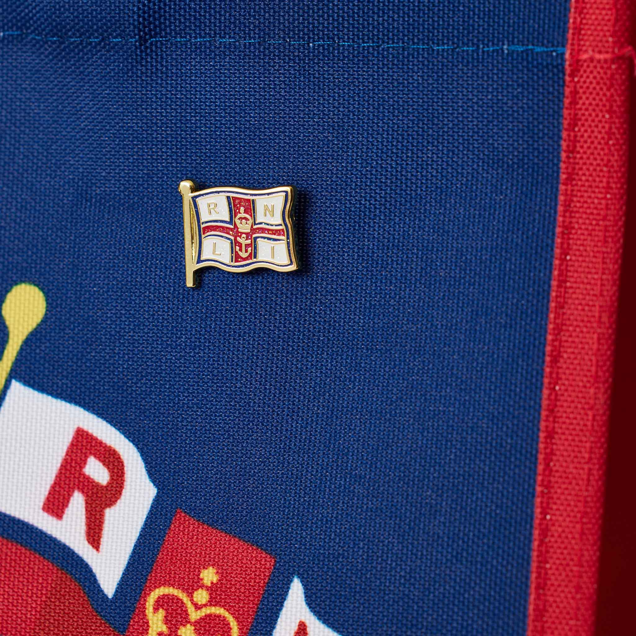 RNLI Flag Sparkly Badge - Image 2