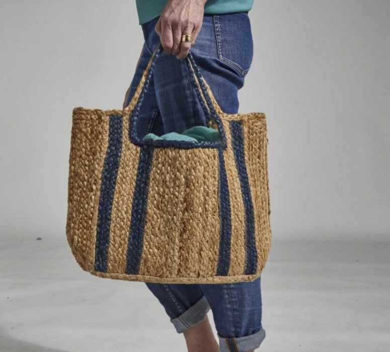 Handheld Basket Bag, Navy - Image 3